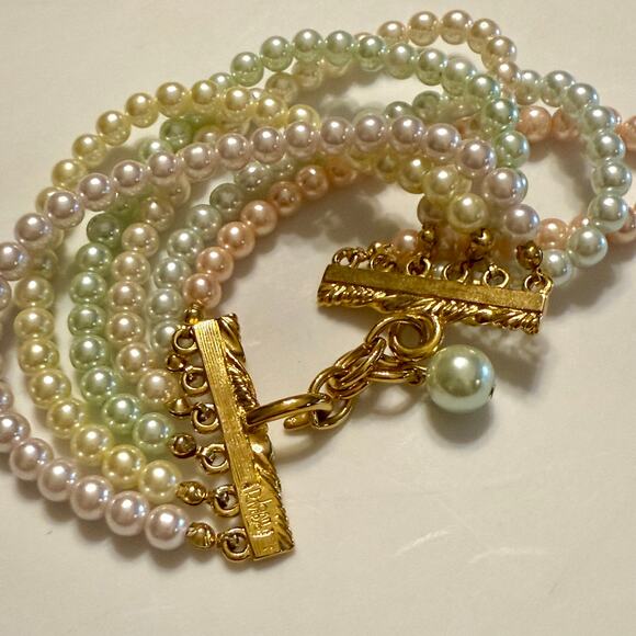 Vintage 90s Joan Rivers Pastel Pearl Six Strand Bracelet - Picture 7 of 10